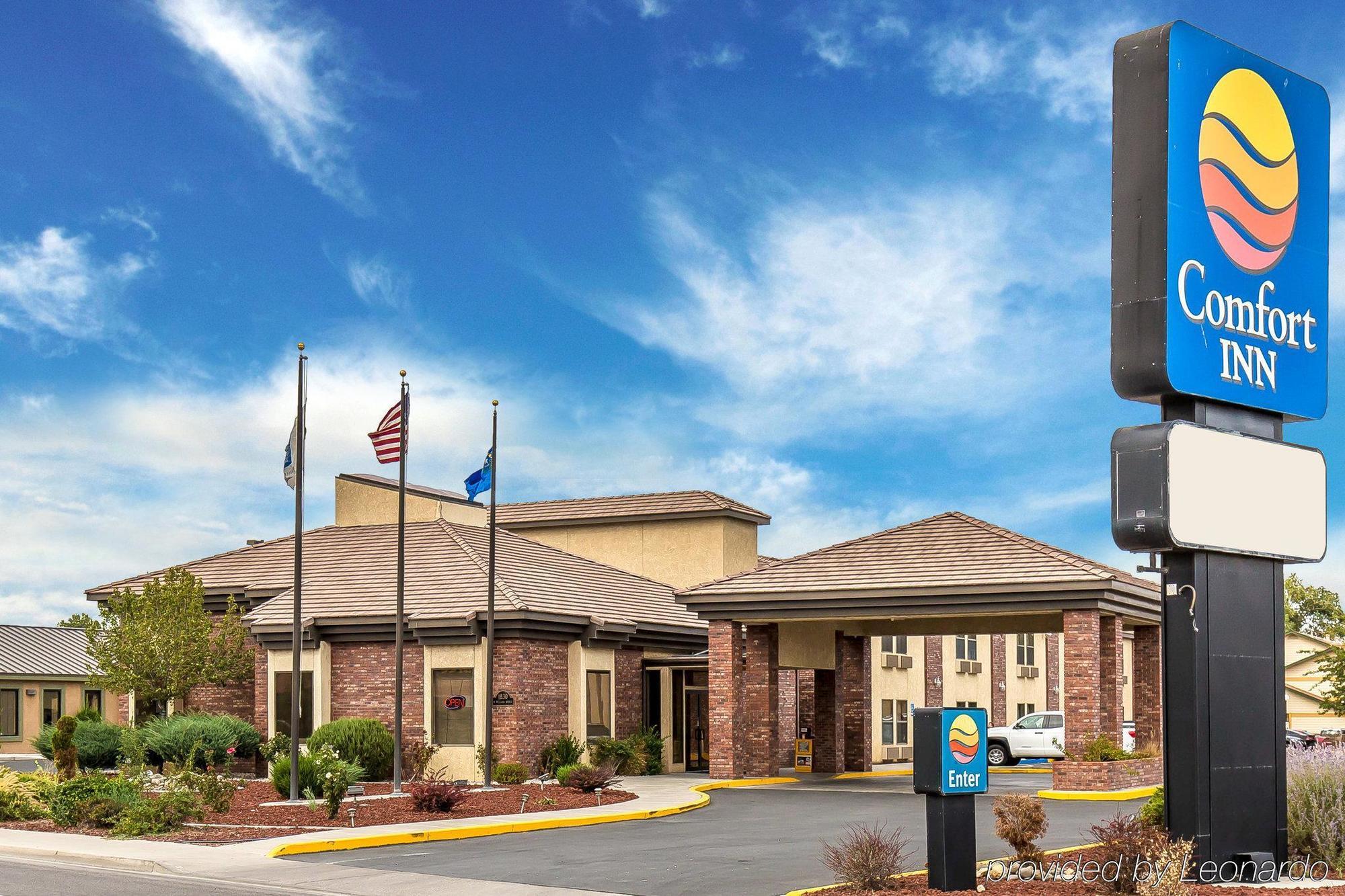 Comfort Inn & Suites Near Fallon Naval Air Station Exterior foto