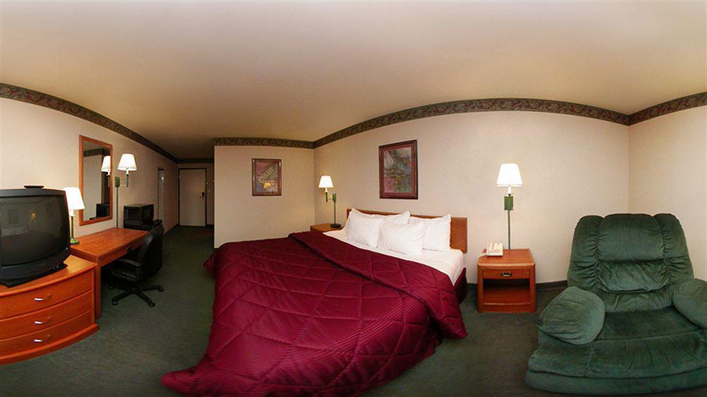 Comfort Inn & Suites Near Fallon Naval Air Station Exterior foto